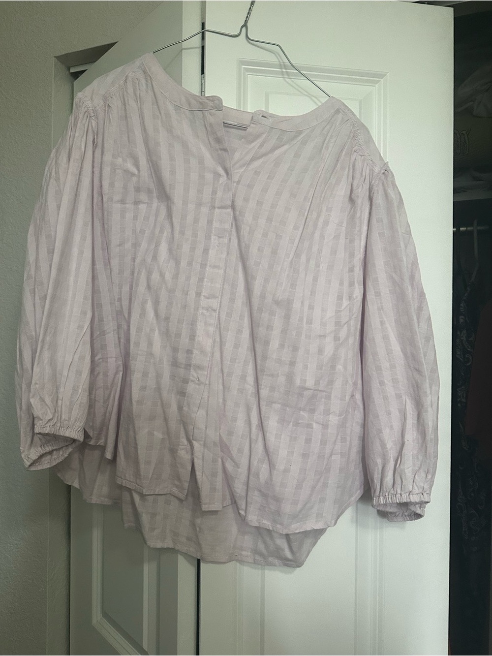 Old Navy Light Lavender Striped Balloon-Sleeve Blouse